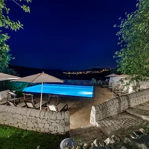 Relais Del Monte Vakantieboerderij Ragusa
